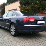 Audi A8 3.7 quattro