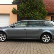 Škoda Superb combi 2.0 TDI Comfortline DSG - Automatic